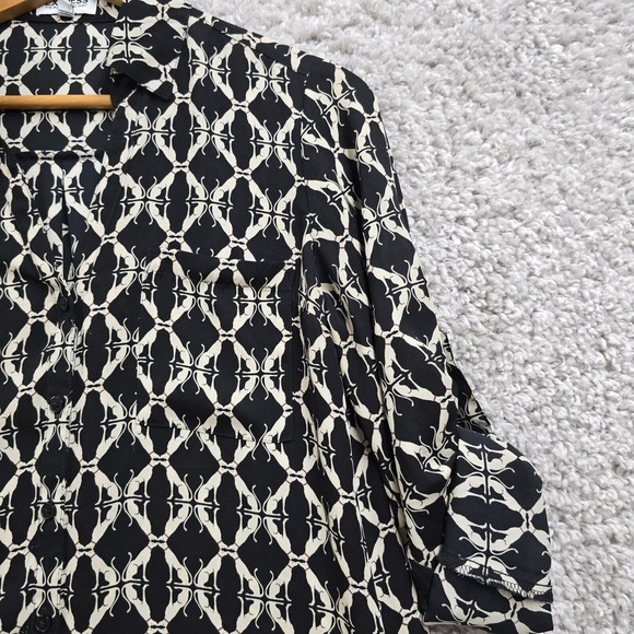 Express Portofino Women Dog Print Blouse Size Medium Roll Sleeve Slim Fit Office - Picture 3 of 10